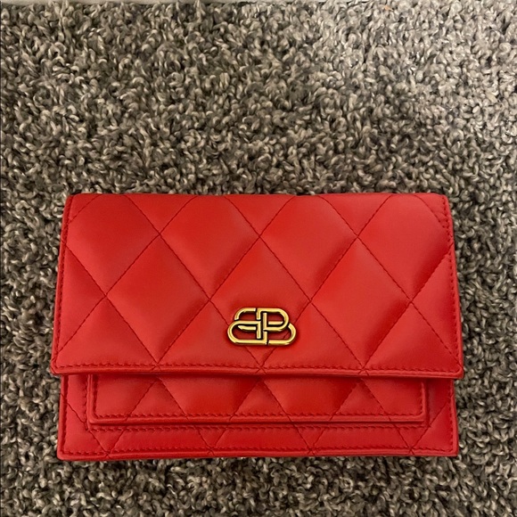 Balenciaga Red Leather XS Quilted Sharp Belt Bag - Picture 7 of 14
